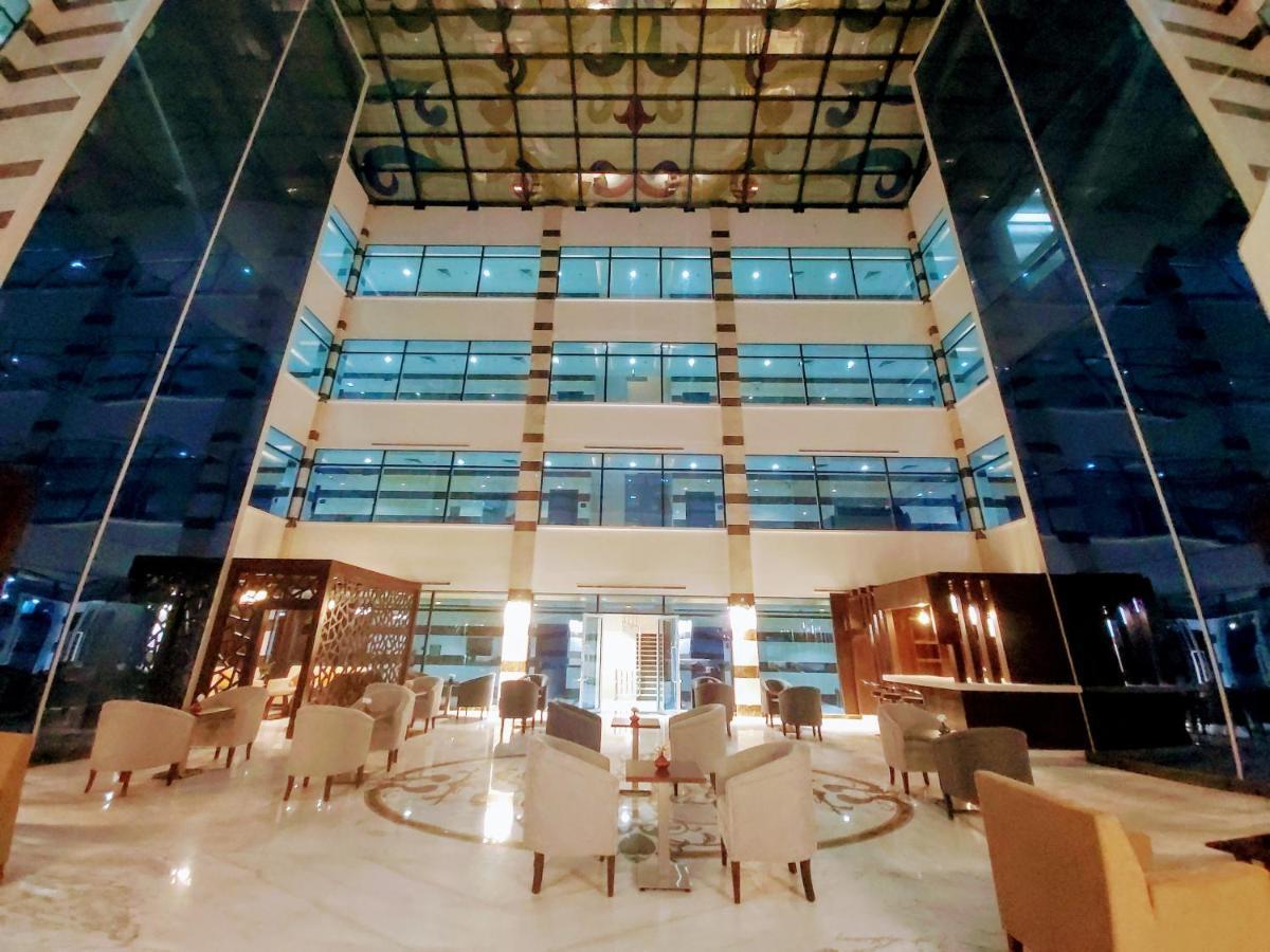 Admire Apart' Riyadh